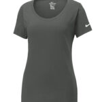 NIKE Dri-FIT COTTON/POLY SCOOP NECK LADIES' TEE - Anthracite - XL